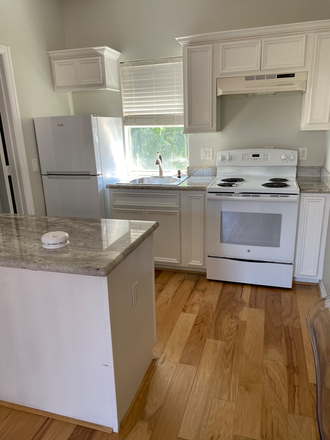 Kitchenette with granite countertops - Garage Apartment in safe, quiet neighborhood