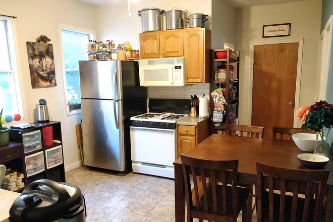 Kitchen - First-Floor 2BR Near Davis Sq, Red Line, Laundry & Deck