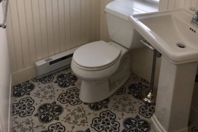 Bathroom - Avail 7/1 Center of NOHO 1 bd,,off street parking,laundry on-site,hardwood floors,avail.