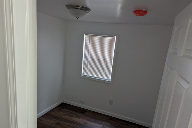 Bedroom - Newly renovated whole home on a wooded lot