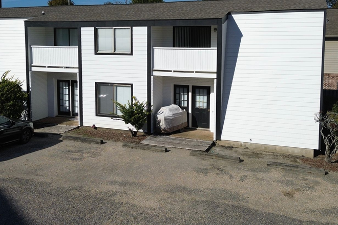 - Shady Glenn Condos- Unit 311-C