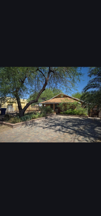 Front of house - Blacklidge House - Fully Furnished 2 miles from U of A campus