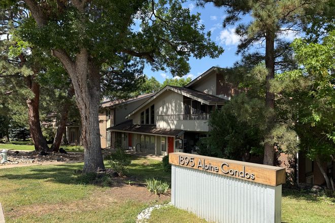 1 - AVAILABLE NOW!: 1895 Alpine Ave #I35