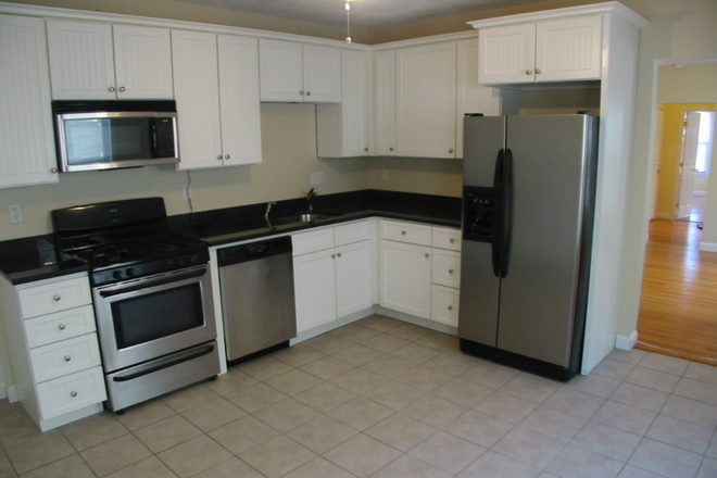 1 - Spacious apartment near MIT with yard, storage, private laundry.