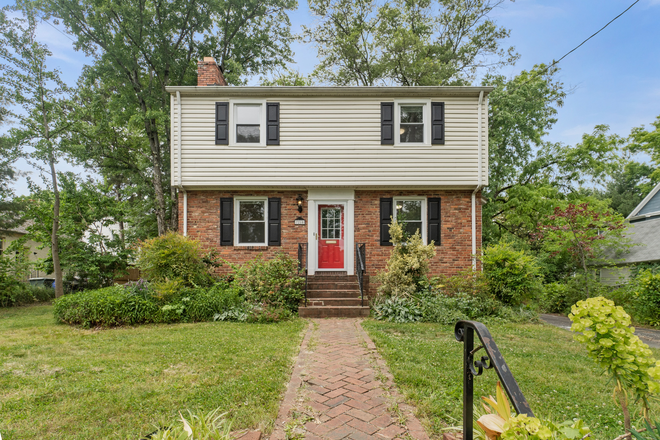 Street View - 7210 Dartmouth Ave - AVAILABLE FOR 27-28 House