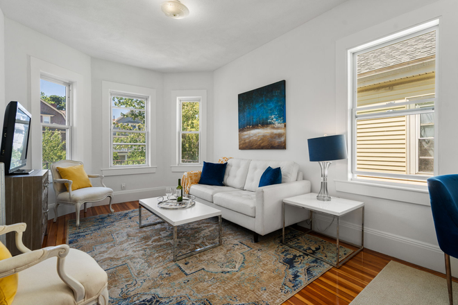 1 - Stunning Renovated 5-Bedroom, 2-Bath Home | Free Laundry & Parking Included