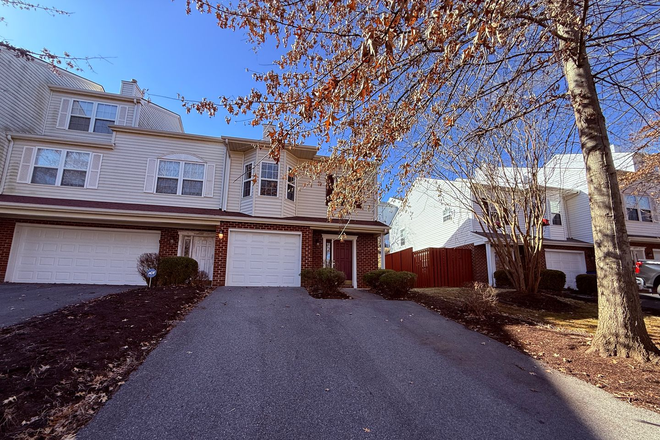- 3 Bedroom, 2 Bath Townhouse