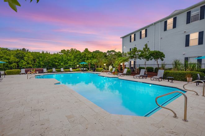 Pool with a view of the lake - Your Home Away from Campus