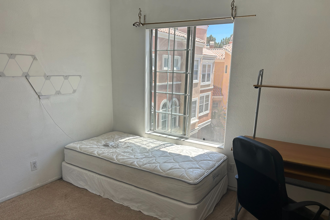 bedroom - $1200 Private Room/Private Bathroom available in West Park- UCI Parking Included