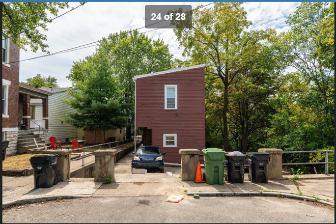Flora St. view - 326 EMMING STREET, walk to UC Campus