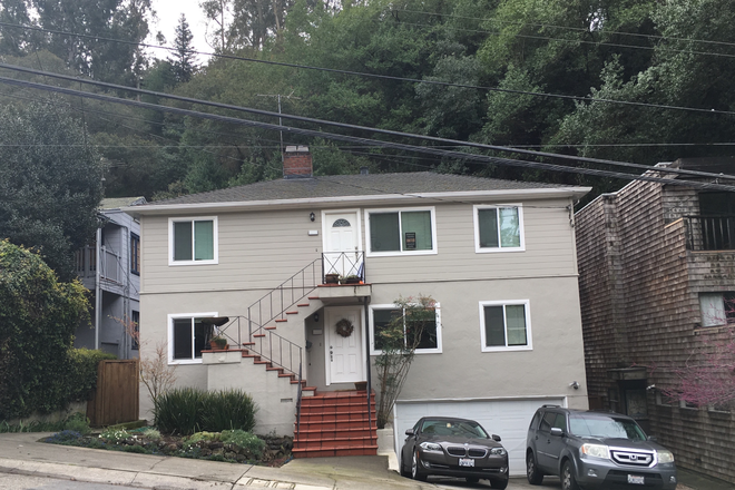 Outside Street View - Room Available in Berkeley Hills Apartment Near UC Berkeley Campus