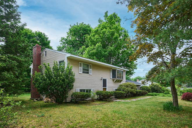 exterior - 5 BEDROOM HOUSE PERFECT FOR GROUPS AVAILABLE 2027-2028