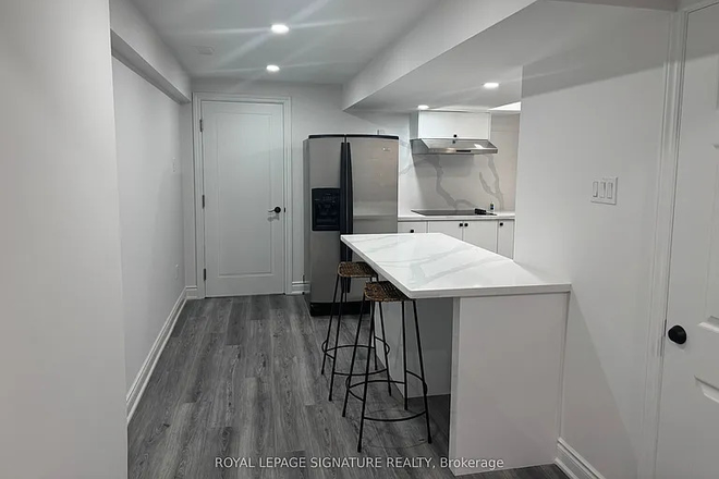 Kitchen - Furnished 2BR Basement Suite | York U Markham Campus | Private Entrance + Parking House