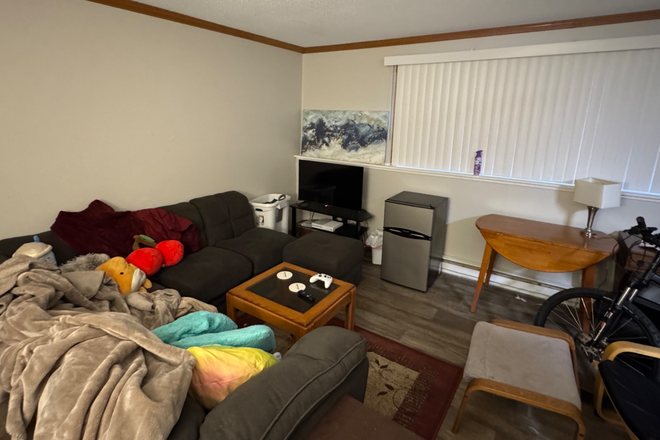 Living room - Huntington Hills