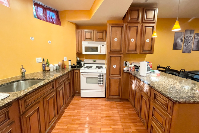 Kitchen - Studio right next to the Prudential Center! Saint Germain St!