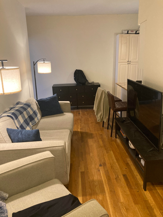 Visit hubrealtyproperties.com - Bright two bedroom, walking distance to campus and handy for walks around the reservoir