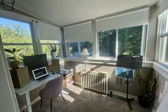 Solarium Attached to Solarium Bedroom - Rooms from $1,360, All-Incl. — 4-Bed/2 Bath Sunny Riverdale Edwardian, Opt. Academic Year Lease