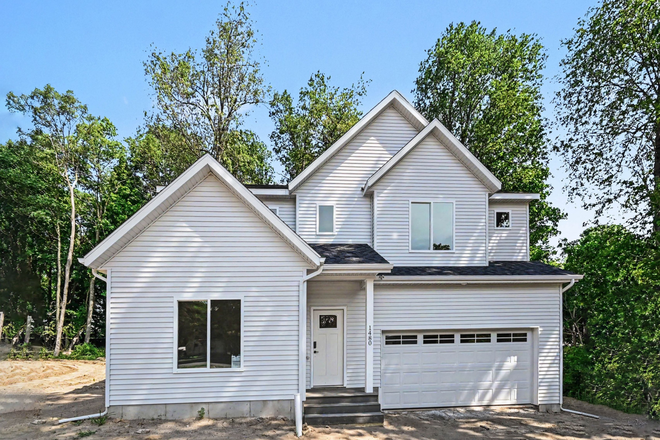 Front of House - Brand-New 4-Bedroom, 3.5-Bath Home, with Study Room Close to Campus