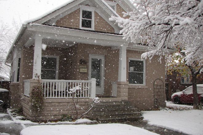 House front - Room for rent one block from Liberty Park, nice house, quiet street