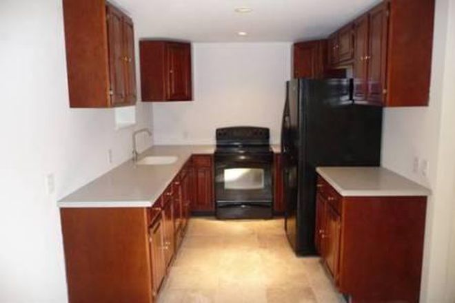 Kitchen - One Bdrm Apartment, 8 min Walk to Campus, All Utilities Included