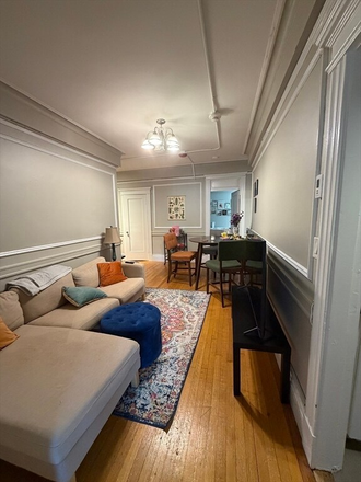 Living room - Bedroom in Kenmore Square