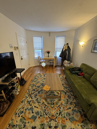. - SEPT 2026 No Fee, Amazing 2 bed, Student Friendly, W/D in unit