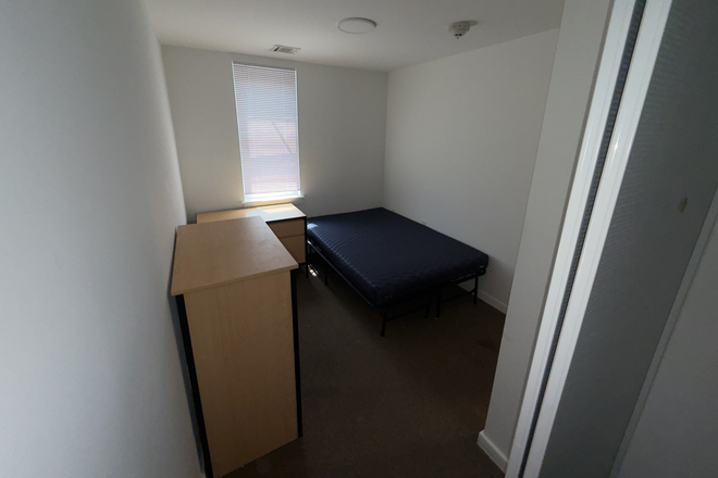 View of full room from closet - (SIGNING BONUS) Sublet South Campus Commons 5 Apartments