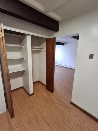 Closets - Easy Uconn Commute! HEAT AND HOT WATER INCLUDED! Apartments