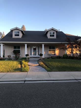 1998 Augusta Ct Merced CA 95340 - Upscale home in safe residential area