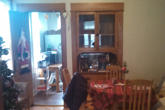 Dining Room - 1816 Dayton Avenue - Spacious and Charming updated 4 Bedroom Duplex