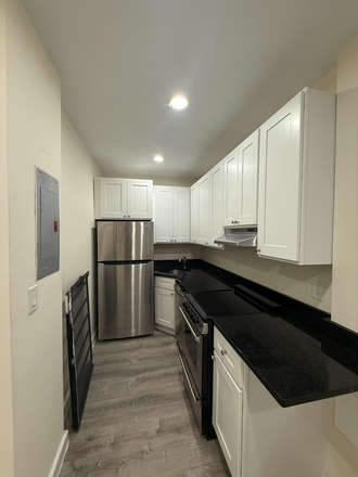 . - Newly renovated 3-bed 1.5-bath on Haviland St. Contact Will McGowan. 617.512.5822 Apartments