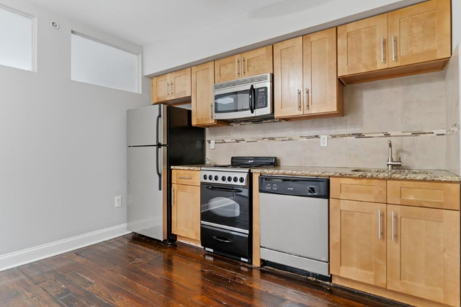 kitchen - 2 bedroom apartment close to campus