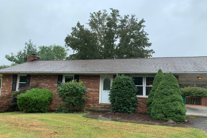 - 3 Bedroom, 2 Bath House