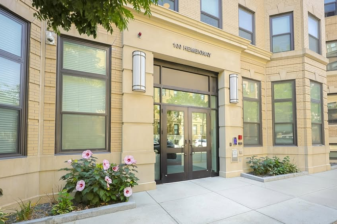 - 100 Hemenway, renovated, close to campus