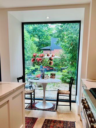 Shared "eat in " kitchen - Private Bedroom, ONLY 2 MONTH MINIMUM, FEMALE Students (due to shared areas with 3 other adults)