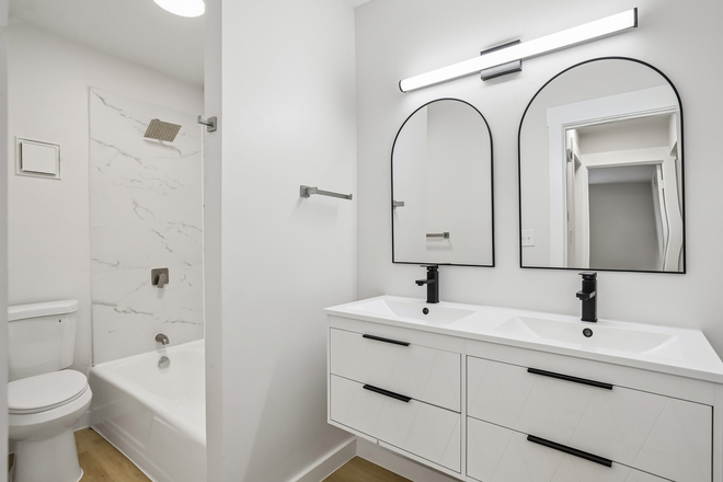 Main bath - 3BR Renovated - $790/Person for 3 Roommates — in Hillsboro Village, Walk to Vandy