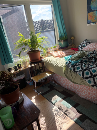 Bedroom - 180 N Winooski Ave
