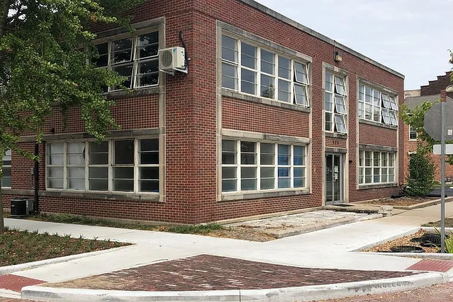 404 N 6th St. - Studio Apt in Downtwon Lafayette available 2026