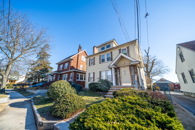 FRONT - Spacious 5-Bedroom Duplex Near Seton Hall & NYC Transit Duplex