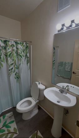 Bathroom - Windsor Hall