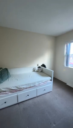 Bedroom - Townhouse close to campus