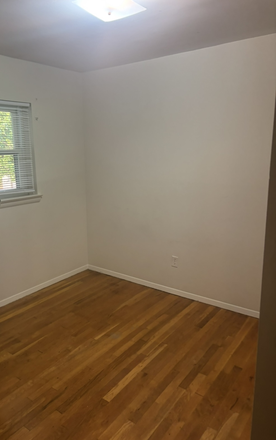 Bedroom - Adelphi room available near campus