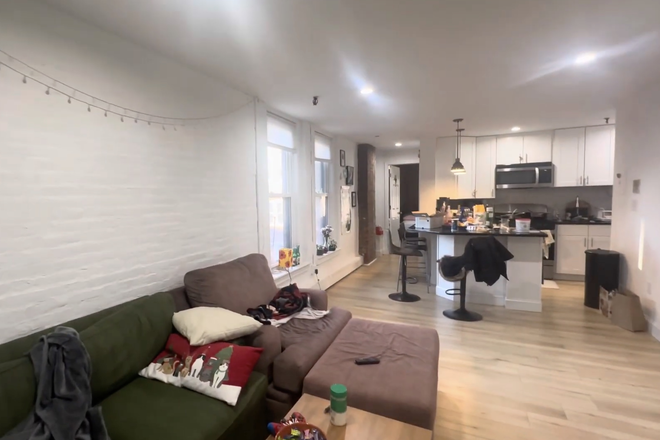 Living room + kitchen - One Symphony Road