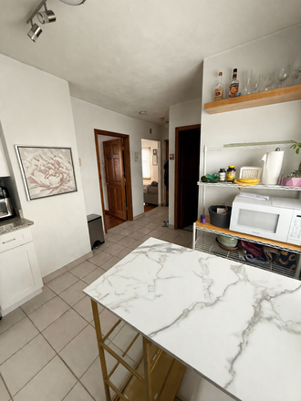 1 - SEPT 2026 – Spring Hill 1 Bed with Roof Deck, Balcony & Modern Kitchen! No Broker Fees! Apartments