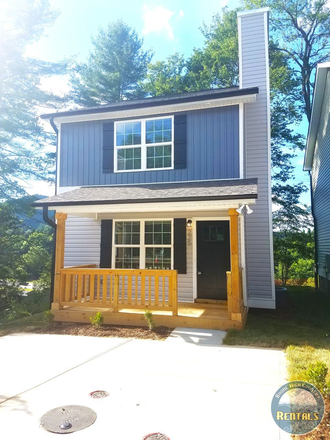 - 3/2.5 Modern Home off 421 in Boone, R-2 Zoned