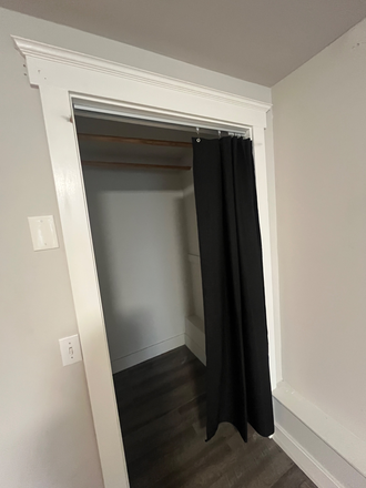 Closet - Inner Sunset Apartment