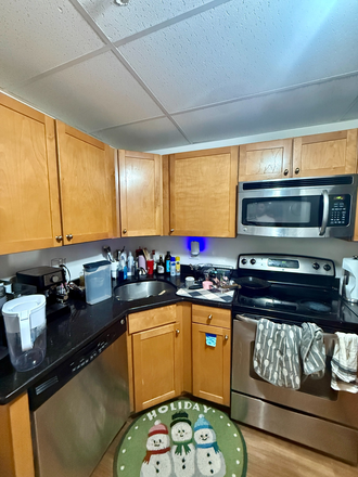 . - Renovated 3-bed on Westland. No broker fee. Contact Will McGowan 617.512.5822