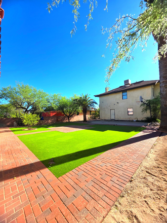 Backyard from SW Corner - Premium Furnished Co-Living Rooms at 4th & University – Utilities Included