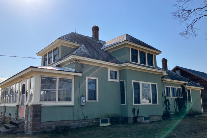 Street view - 4 Bedroom House- Easy access to surrounding area