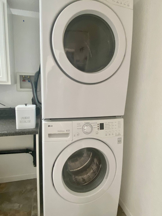 Washer and Dryer - Room for Rent in Beautiful Winterhaven House